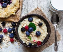 Non c'è scusa per aver saltato la colazione una volta visto queste. L Abc Della Colazione Proteica Dolce Cosa Mettere In Dispensa E Tante Idee Golose Senza Dimenticare Le Opzioni Free From