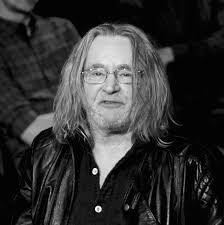 Ways of Reading Into the Holloway Series