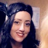 Amber Carman's Instagram, Twitter & Facebook