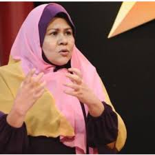 Kata fauziah ahmad daud, sebagai manusia yang waras dan memiliki nilai kemanusiaan, fauziah atau lebih mesra disapa ogy. Kecoh Dia Memang Kurang Ajar Sampai Senda Mak Bapa Saya Ogy Ahmad Daud
