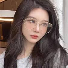 KTUCN Occhiali da sole da donna Rivet, stile retrò, senza montatura, da  uomo, per esterni, da viaggio, da donna, lenti UV400, oro champagne, A :  Amazon.it: Moda