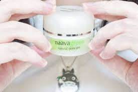 Nah dari treatment saya kemarin akhirnya saya memutuskan untuk membuat review pengalaman treatment pertama kali di naavagreen. Naavagreen Night Time Neck Cream Review Beautydaily Id Situs Review Kosmetik Dan Skincare Terupdate 1 Di Indonesia