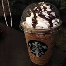Özel sunumu ile yoğun çekilmiş espresso ve buharla ısıtılmış süt.(alerjen: Chocolate Cream Chip Frappuccino Starbucks Coffee à¸ªà¸•à¸²à¸£ à¸š à¸„à¸ª S Photo In Khlong Ton Sai Bangkok Openrice Thailand
