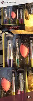 Limited Edition Neon Lights Party Look Tools Neon Lights Party Real Techniques Set Neon Lighting