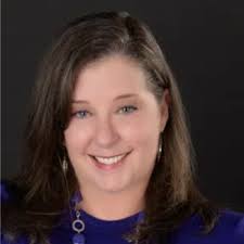 Tammy Raynor's Instagram, Twitter & Facebook