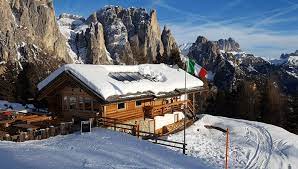 Page being updated to align to the new regulations entering into force sunday, 18 april 2021. Italiaanse Skigebieden Pas Na 15 Februari 2021 Weer Open Skigebiedengids Nl