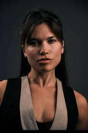 Biography author matching "elise" (Sorted by Popularity Ascending)