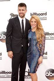 Shakira Petite Celebs Short Celebrities Celebrities Female Short Girl Fashion