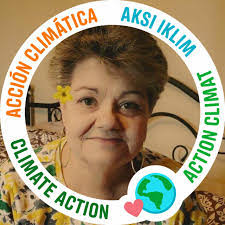 Theresa Savard's Instagram, Twitter & Facebook