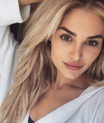 Michelle Randolph On Instagram Hi Blonde Hair Dark Eyebrows How To Color Eyebrows Michelle Randolph