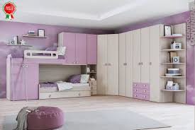 Le ragazze passano infatti molto tempo nelle camere da letto, che dunque dovranno saperle cullare durante la notte, ma anche ospitarle al meglio nel corso della giornata, anche se trascorsa in compagnia degli amici. Camerette A Ponte Arredamento Centro Convenienza Arredi