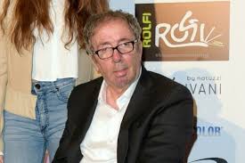 Sono passati 13 anni dal terribile incidente domestico che ha ridottovip id=184174″ francesco nuti/vip sulla sedia a rotelle, cambiandogli per sempre la vita: Vi Prego Aiutatelo Ora O Mai Piu Il Dramma Di Francesco Nuti L Accorato Appello Di Fiorello A Favore Del Regista Toscano Ancora Su Una Sedia A Rotelle Una Tragedia Che Ha Colpito