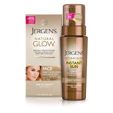 Jergens Natural Glow Face Fair To Medium Jergens Natural Glow Instant Sun Light Bronze Beauty Amazon Com
