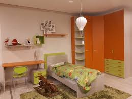 Proprio per questo, l'arredo della camera matrimoniale si compone di diversi elementi di design che, con i giusti accorgimenti, permettono di ampliarne le funzionalità per soddisfare qualunque esigenza. Cameretta Colombini Casa Cardosi Arredamenti