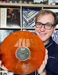 Hey everyone! I'm stoked to show off the brand new vinyl release of That  Thing You Do, the soundtrack to one of the best movies ever made! Look at  that gatefold for