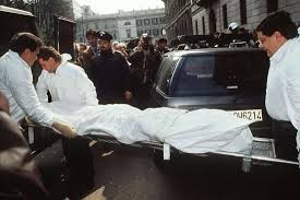 Maurizio gucci is born to rodolfo and his wife, alessandra. Hit Man In The House Of Gucci Behind The Twisted Murder Plot That Brought Down A Fashion Mogul By Aswad Guanteng Medium