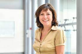 Explore tweets of carole delga @caroledelga on twitter. Mobilites Douces La Region Occitanie Booste L Aide Financiere Pour L Achat D Un Velo Metropolitain