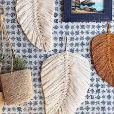 In this tutorial, i show you how to make a simple macrame wall hanging pattern. 18 Completely Free Macrame Patterns