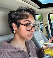 Ariel Pickett (pickett_ariel)