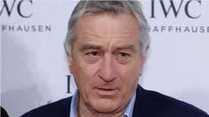 Robert De Niro Berperan Sebagai Bernie Madoff dalam The Wizard Of Lies