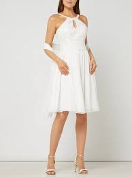 Maybe you would like to learn more about one of these? Luxuar Brautkleid Mit Amerikanischem Ausschnitt In Weiss Online Kaufen 1232027 P C Online Shop