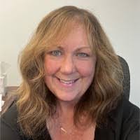 Joan Deegan's Instagram, Twitter & Facebook