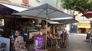 Un Air De Provence Biscuiterie Salon De The Glacier Greoux Les Bains Restaurant Avis Numero De Telephone Photos Tripadvisor