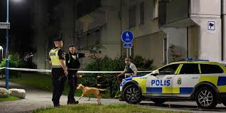 Jun 19, 2021 · skånska dagbladet levererar lokala nyheter, sport samt kultur och nöje från malmö, lund, eslöv, höör, hörby, sjöbo, skurup, svalöv, svedala, staffanstorp. Skottlossning I Tensta Misstankt Mordforsok Hallandsposten