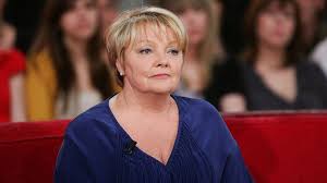 Claude françois, biographie photos et wallpaper de claude françois. Claude Francois Qu Est Devenue Isabelle Foret La Mere Closer
