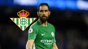 Real betis laliga league level: Mercado De Fichajes Claudio Bravo Se Deja Querer Por El Betis De Pellegrini Goal Com