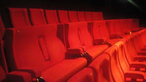 En effet, afin de rester assis des heures sans ressentir de gêne ou de douleurs. Fauteuils Duo Picture Of Cinema Pathe Belle Epine Thiais Tripadvisor