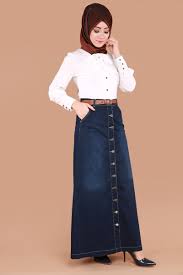 Buyuk Beden Boydan Dugmeli Kot Etek Sade Mavi Urun Kodu Mz3546 79 90 Tl Kot Etek Moda Stilleri Moda