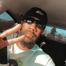 Greg Fite's Instagram, Twitter & Facebook