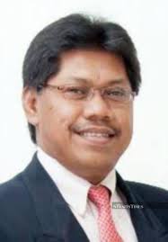 Mohd saiful samsudin graduated with a bachelor degree in environmental science from universiti putra malaysia in 2010. Kamarulzaman Tipped To Helm Ktmb