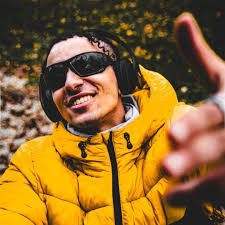 Stream Billy Ash music