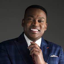 He attended hilton college near pietermaritzburg and the university of the witwatersrand where he studied law. Tv Highlight Robert Marawa To Host New Show On Ignition Tv