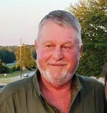 Roy Barmore's Instagram, Twitter & Facebook