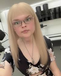 Laurie Bunch's Instagram, Twitter & Facebook