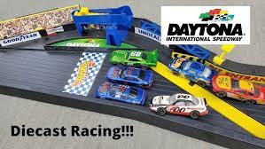 Nascar review on the straight pipes. Nascar 1 64 Scale Diecast Racing Martinsville Speedway 2020 Youtube