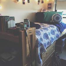 Blue And Teal Dorm Room This Bight Of Bed Cool Dorm Rooms Dorm Sweet Dorm Dorm Room Storage