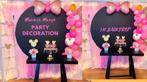 Round out your party decorations with our ivory round plastic table cover! The Easiest Diy Fringe Tablecloth Party Backdrop Ever Youtube