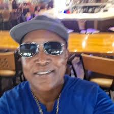 Mom then off to aunt dinner Cousin Sis Aunt Mom