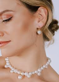 Georgia" Collier multi-rangs de perles et de cristaux