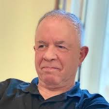 Mireya Herrera's Instagram, Twitter & Facebook