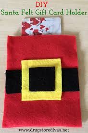 Wrap the closure band around the card holder vertically and secure with a small piece of tape. Diy Felt Santa Gift Card Holder Drugstore Divas