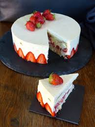Gateau A La Fraise En 2020 Recette Gateau Fraise Recette Fraisier Gateau A La Fraise