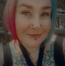 Heather Endicott's Instagram, Twitter & Facebook