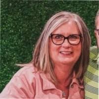 Valerie Sauer's Instagram, Twitter & Facebook