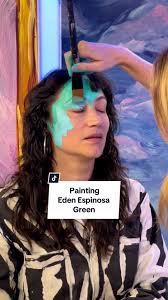 Green might be your color Eden Espinosa. #alexameadeart #artok #art  #painting #livingart #EdenEspinosa #Broadway