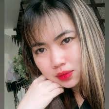 Collectiong orders till nov 20🥰 Laminated Christmas Hanging Signage✨ 55  pesos lang to. Released nov 24🙌 Mabenta ngaun season✨ Open for resseller  🎀 Maraming avail design. PAYMENT FIRST‼️